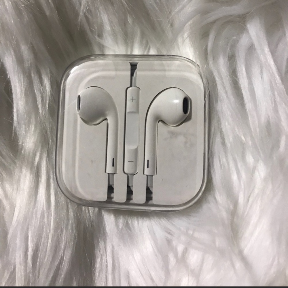 Original Apple earphones. Brand new